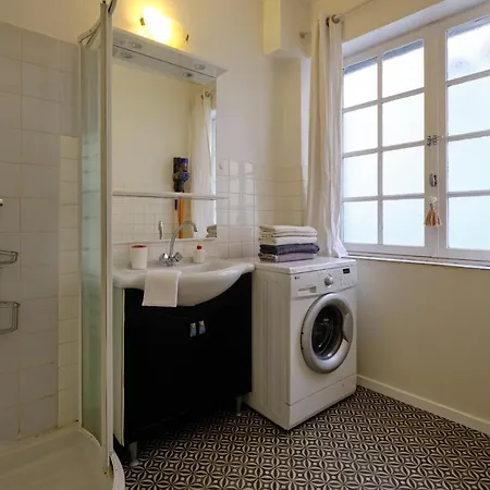 Apartamento Mon Toit Carcassonnais •hypercentre •terrasse •vue *
